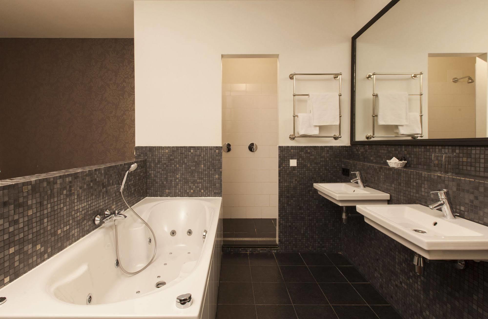 College Hotel Alkmaar Ngoại thất bức ảnh